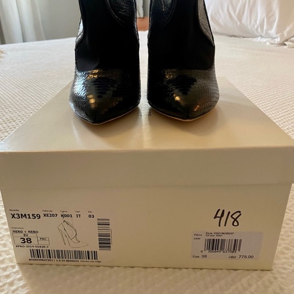 ARMANI Black Bootie Pump Heel SIZE 38 Pointed toe closed toe textured upper - Picture 10 of 13